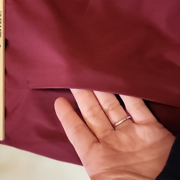 Banana Republic BR Standard Flyweight Bomber Jacket Size M Crystal Claret - Picture 7 of 7